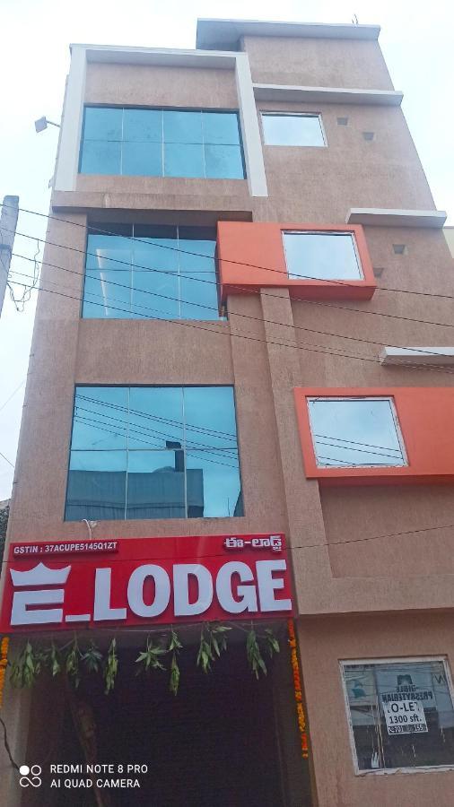 Hotel E Lodge Visakhapatnam Exterior photo